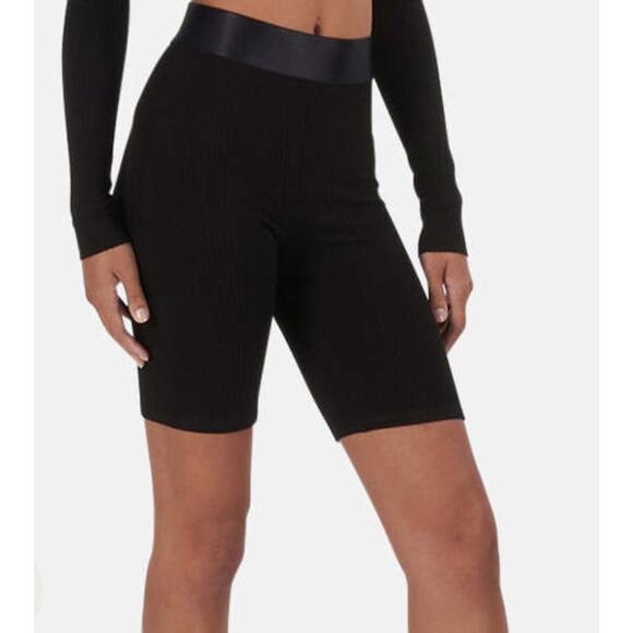 The Range Black Ribbed Biker Shorts MEDIUM Silky Slimming Compression $118 - Picture 9 of 9